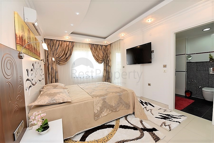 شقة فاخرة - مجمع خمس نجوم - في الانيا 