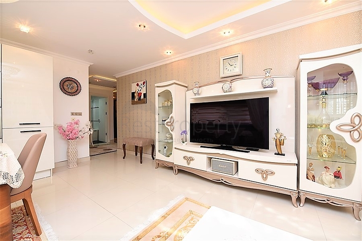 شقة فاخرة - مجمع خمس نجوم - في الانيا 