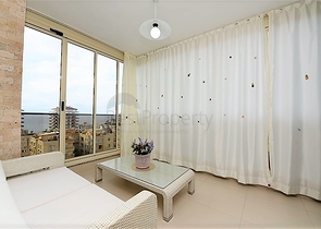 شقة فاخرة - مجمع خمس نجوم - في الانيا 