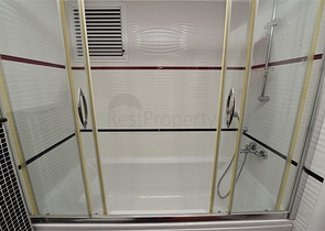 شقة فاخرة - مجمع خمس نجوم - في الانيا 