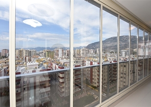 شقة فاخرة - مجمع خمس نجوم - في الانيا 