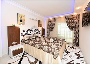 شقة فاخرة - مجمع خمس نجوم - في الانيا 