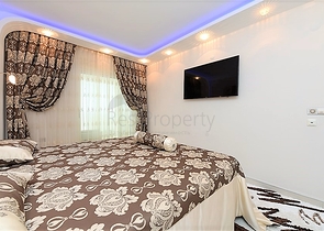 شقة فاخرة - مجمع خمس نجوم - في الانيا 