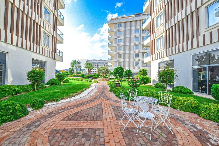 ضمن منتجع صيفي مناسب للعطلات - شقة 2 غرفة وصالة - ديمرتاش / الانيا 