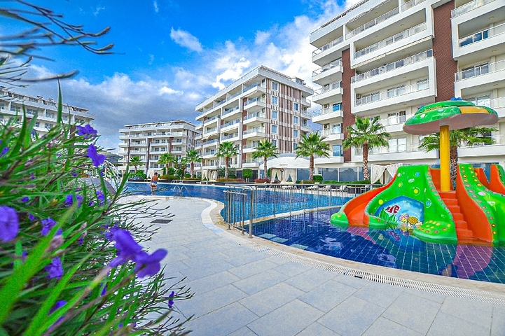 ضمن منتجع صيفي مناسب للعطلات - شقة 2 غرفة وصالة - ديمرتاش / الانيا 