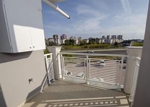 شقة من غرفتي نوم في هورما كونيالتي 