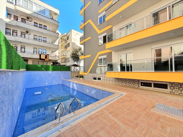 مجمع سكني حديث - شقة مفروشة جديدة - مهموتلار / الانيا 