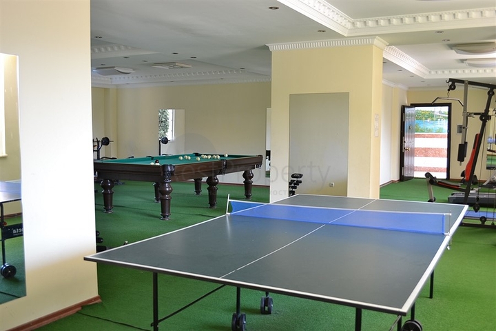 شقة عائلية مفروشة - اطلالة على المسبح - مهموتلار / الانيا 