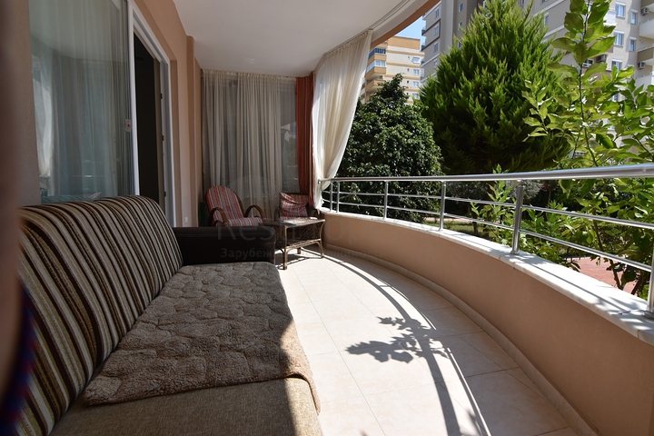 شقة عائلية مفروشة - اطلالة على المسبح - مهموتلار / الانيا 