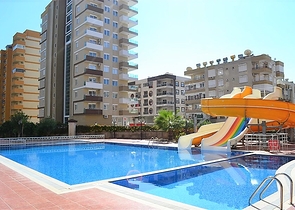 شقة عائلية مفروشة - اطلالة على المسبح - مهموتلار / الانيا 