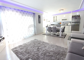 شقق عائلية - مفروشة - اطلالة ساحرة - مهموتلار / الانيا 