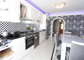 شقق عائلية - مفروشة - اطلالة ساحرة - مهموتلار / الانيا 