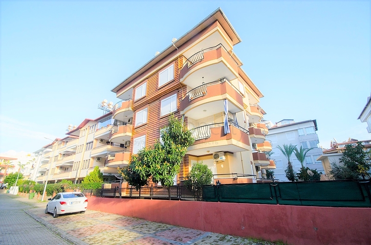 قريبة من البحر - شقة 1+1 مفروشة - في اوبا / الانيا 