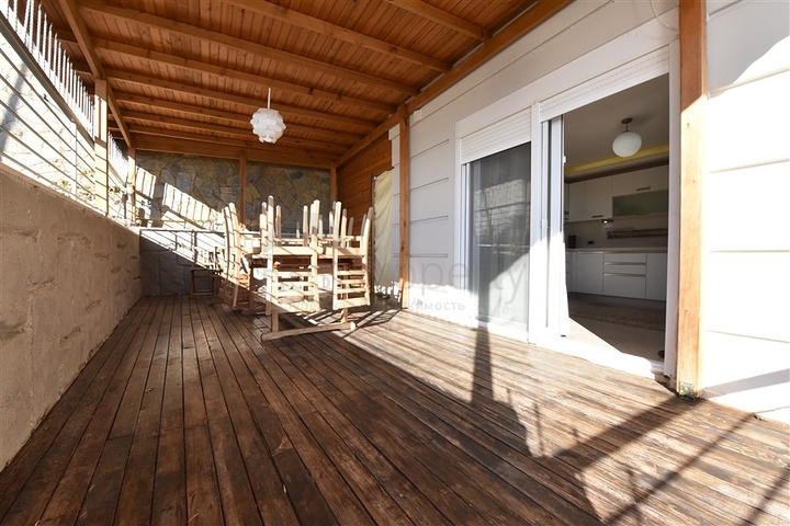 فيلا فاخرة -اطلالة على البحر والقلعة - في مدينة الانيا 