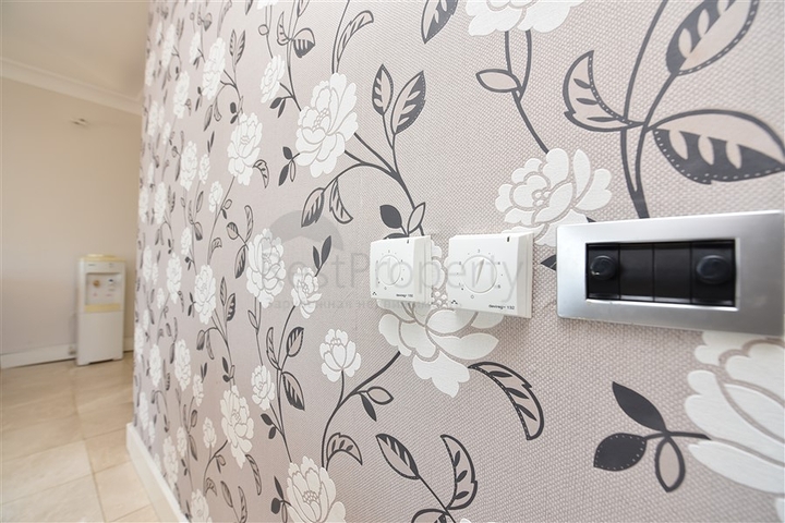 فيلا فاخرة -اطلالة على البحر والقلعة - في مدينة الانيا 