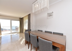 فيلا فاخرة -اطلالة على البحر والقلعة - في مدينة الانيا 