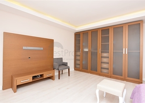 فيلا فاخرة -اطلالة على البحر والقلعة - في مدينة الانيا 