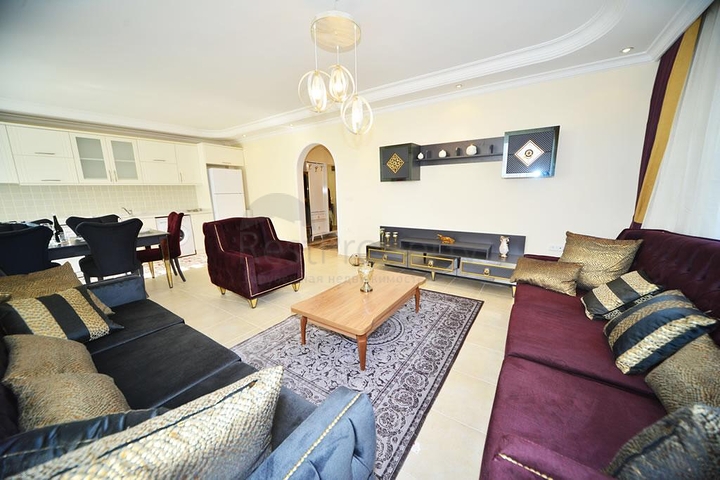 شقة عائلية واسعة -أثاث جديد - تصميم 2 غرفة وصالة - في مهموتلار / الانيا 