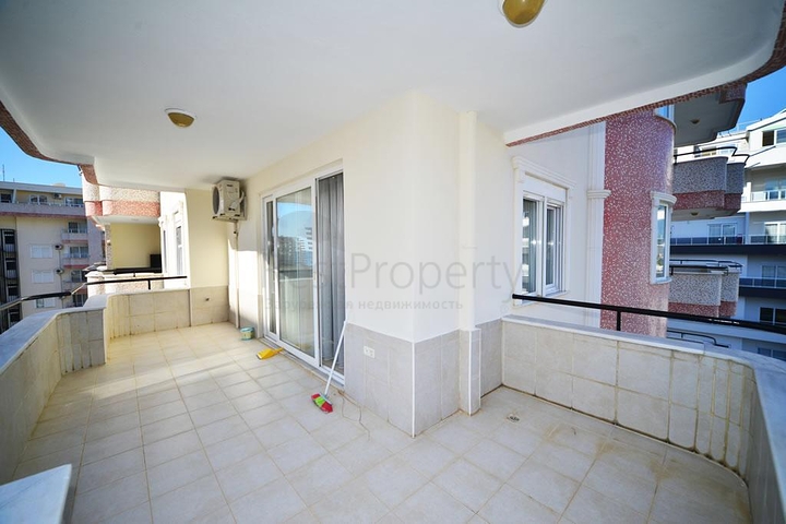 شقة عائلية واسعة -أثاث جديد - تصميم 2 غرفة وصالة - في مهموتلار / الانيا 