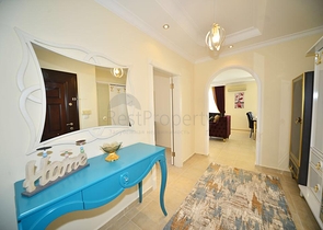 شقة عائلية واسعة -أثاث جديد - تصميم 2 غرفة وصالة - في مهموتلار / الانيا 