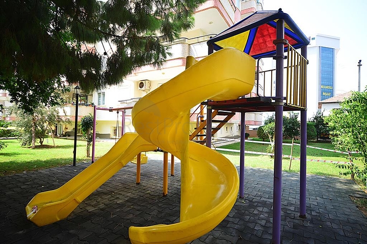 شقة غرفتين وصالة - فرش فاخر -ضمن مجمع سكني - في مهموتلار / الانيا 