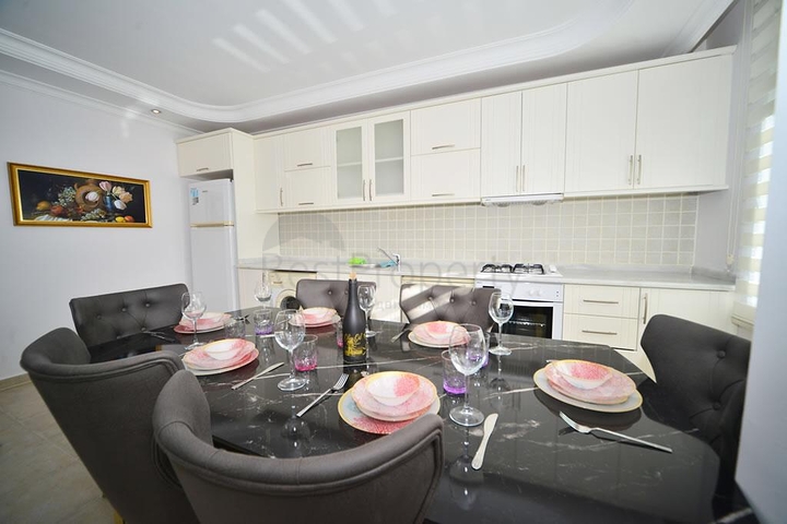 شقة غرفتين وصالة - فرش فاخر -ضمن مجمع سكني - في مهموتلار / الانيا 