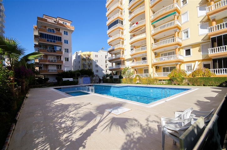 شقة فاخرة -قريبة من البحر - تصميم 2 غرفة وصالة - في مهموتلار / الانيا 