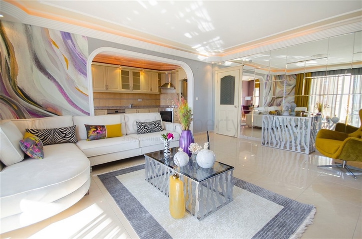 شقة فاخرة -قريبة من البحر - تصميم 2 غرفة وصالة - في مهموتلار / الانيا 