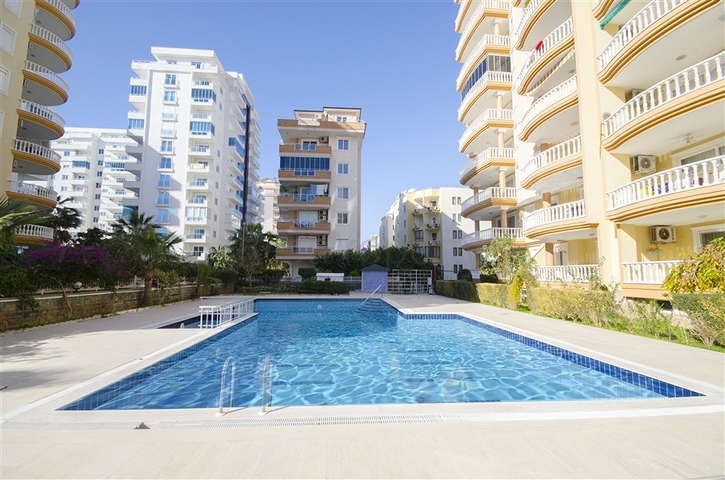 شقة فاخرة -قريبة من البحر - تصميم 2 غرفة وصالة - في مهموتلار / الانيا 