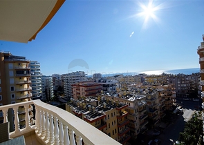 شقة فاخرة -قريبة من البحر - تصميم 2 غرفة وصالة - في مهموتلار / الانيا 