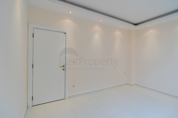 مجمع سكني قيد الانشاء - قريب من البحر - في منطقة اوبا / الانيا 