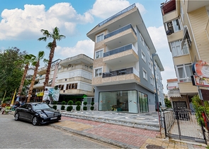 مجمع سكني قيد الانشاء - قريب من البحر - في منطقة اوبا / الانيا 