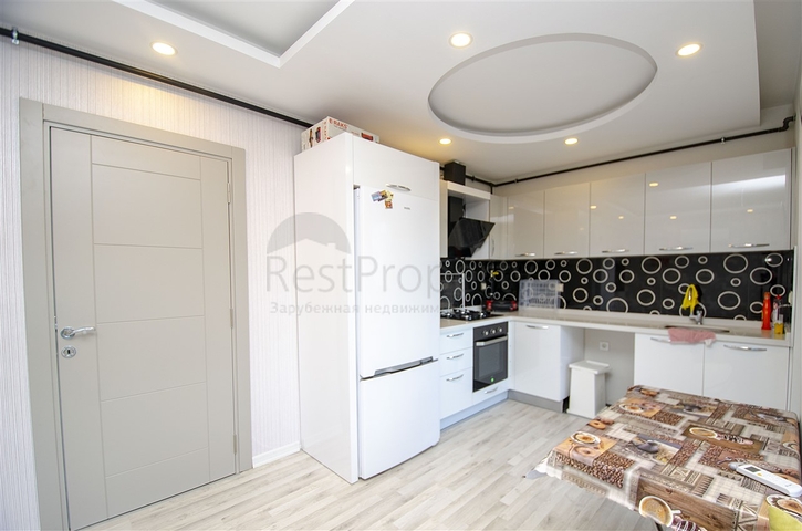  شقة 2 + 1 مع أثاث في هورما كونيالتي