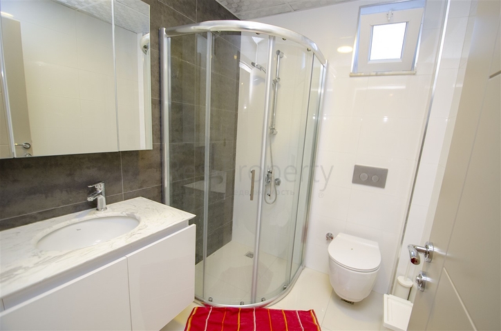  شقة 2 + 1 مع أثاث في هورما كونيالتي