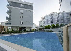  شقة 2 + 1 مع أثاث في هورما كونيالتي