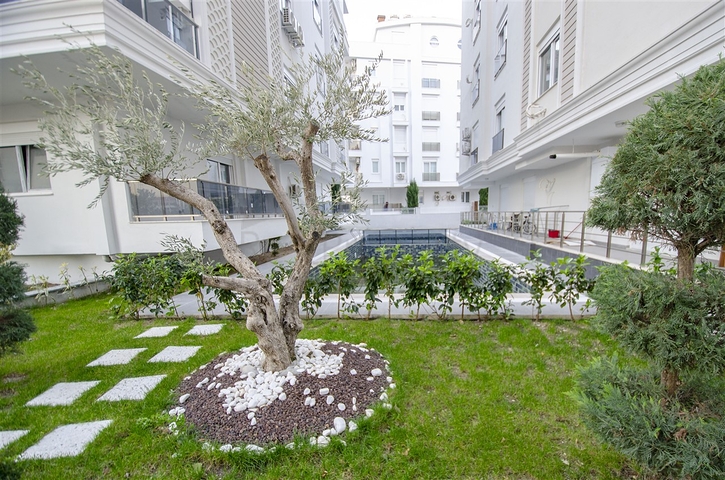 شقة مفروشة من غرفتي نوم ضمن مجمع حديث في كونيالتي /انطاليا 