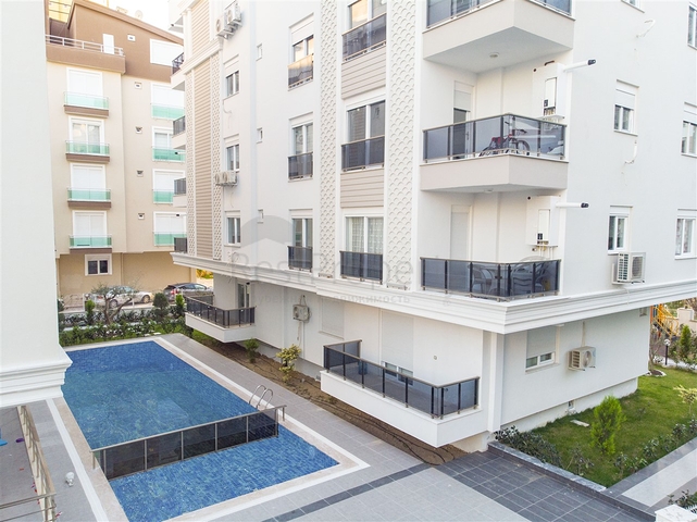 شقة مفروشة من غرفتي نوم ضمن مجمع حديث في كونيالتي /انطاليا 