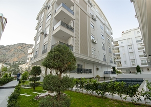 شقة مفروشة من غرفتي نوم ضمن مجمع حديث في كونيالتي /انطاليا 