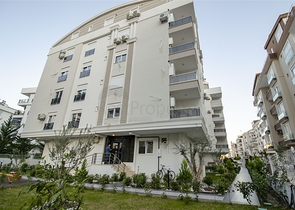 شقة مفروشة من غرفتي نوم ضمن مجمع حديث في كونيالتي /انطاليا 