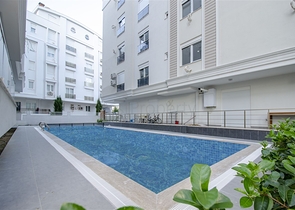 شقة مفروشة من غرفتي نوم ضمن مجمع حديث في كونيالتي /انطاليا 