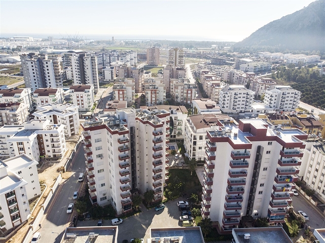 2 + 1 شقة مطلة على البحر في منطقة كونيالتي في أنطاليا