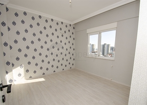 2 + 1 شقة مطلة على البحر في منطقة كونيالتي في أنطاليا