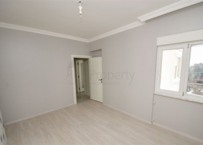 2 + 1 شقة مطلة على البحر في منطقة كونيالتي في أنطاليا