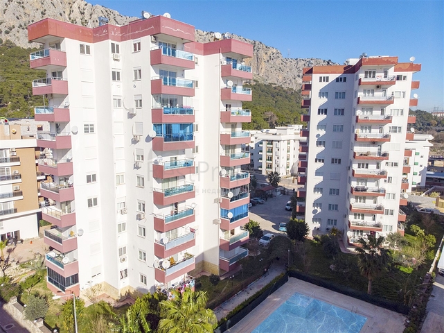 شقة مجددة 2 + 1  في كونيالتي أنطاليا