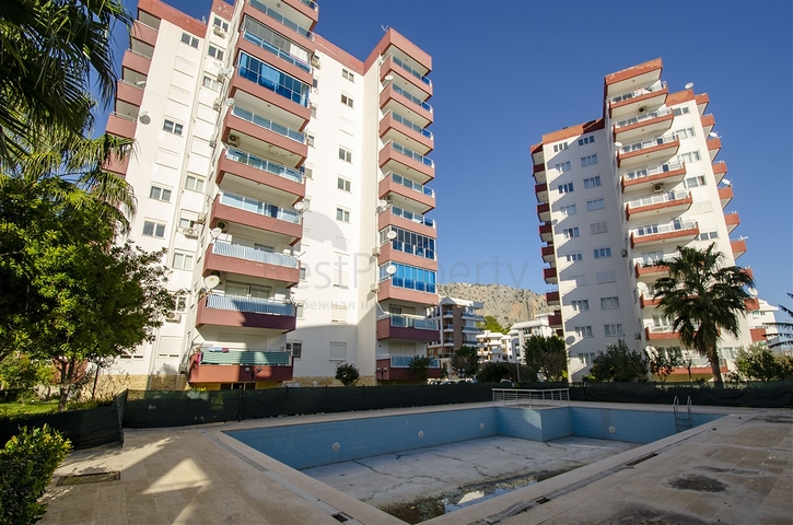 شقة مجددة 2 + 1  في كونيالتي أنطاليا