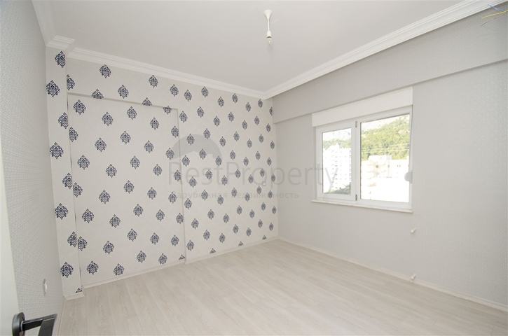 شقة مجددة 2 + 1  في كونيالتي أنطاليا