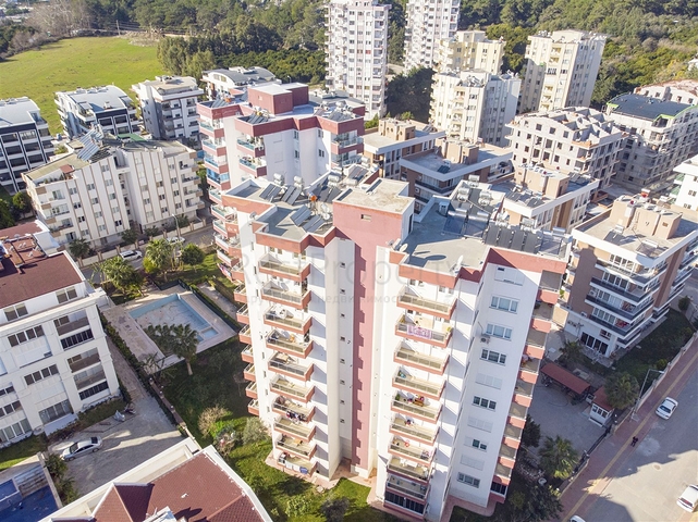 شقة مجددة 2 + 1  في كونيالتي أنطاليا