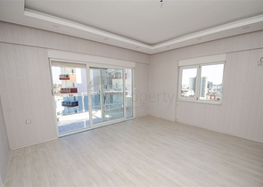 شقة مجددة 2 + 1  في كونيالتي أنطاليا