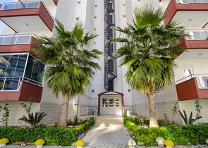 شقة مجددة 2 + 1  في كونيالتي أنطاليا