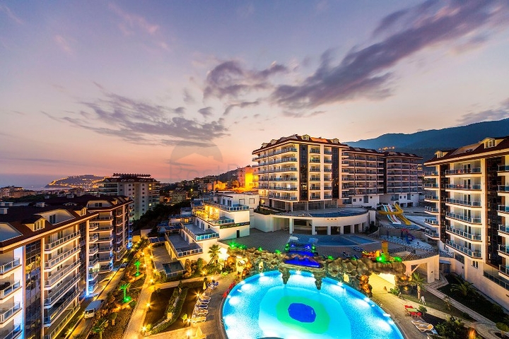 فيلا مع مسبح خاص -ضمن مجمع سكني 5 نجوم - في جيكجلي / الانيا 